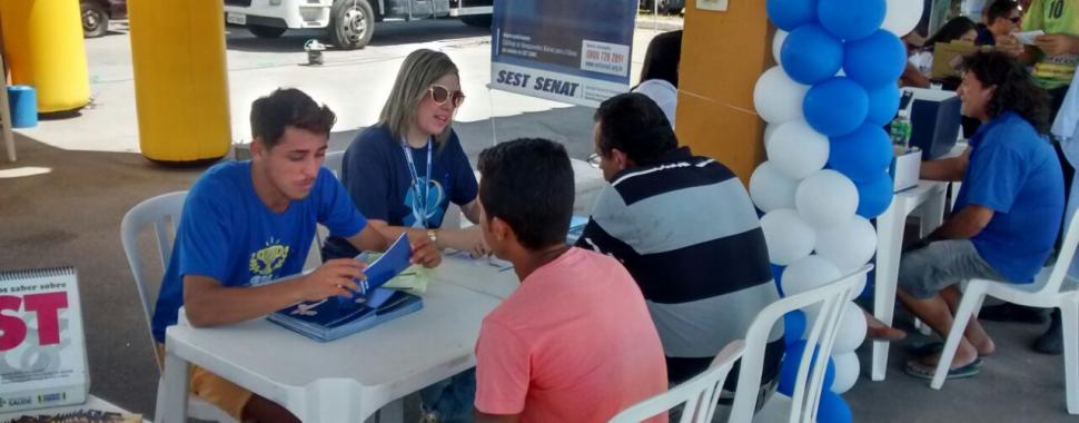 Estudantes da UNINASSAU participam de evento mundial em Caruaru